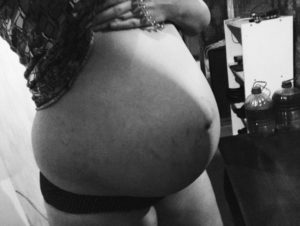 На 39 неделе беременности каменеет живот почему