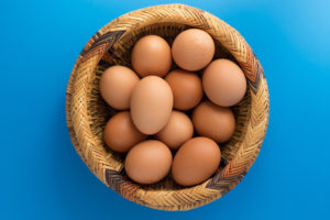 Можно ли есть вареные яйца кормящей маме