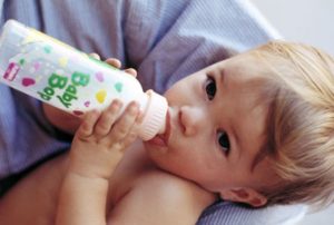Как отучить ребенка от ночного кормления смесью