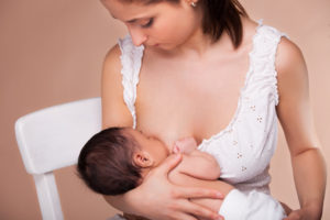 К чему снится кормление грудью ребенка